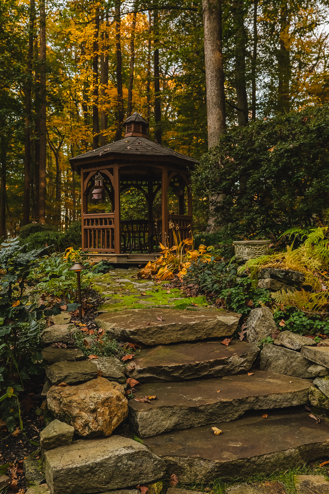 JHL Pergolas — Newtown Square: JHL LANDSCAPING SHOOT OCT 26 2023
