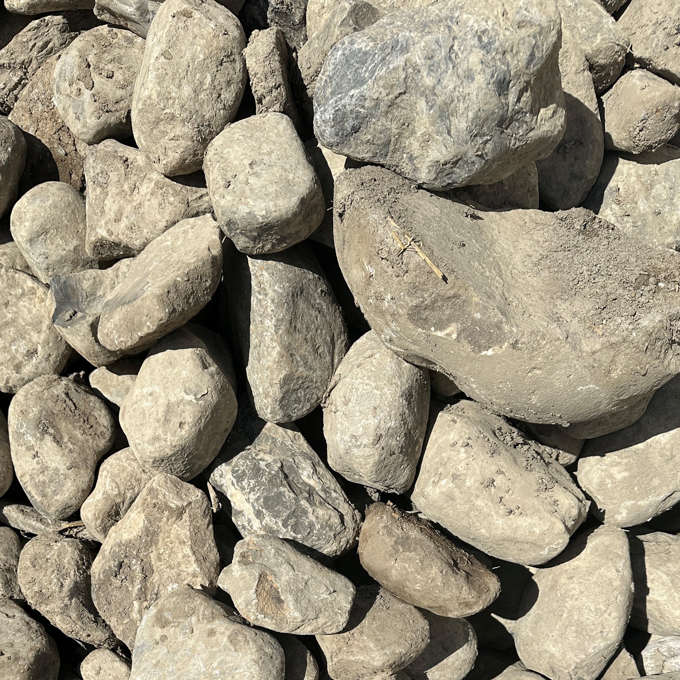 The Mulch Connection: 3 to 6 inch river rock