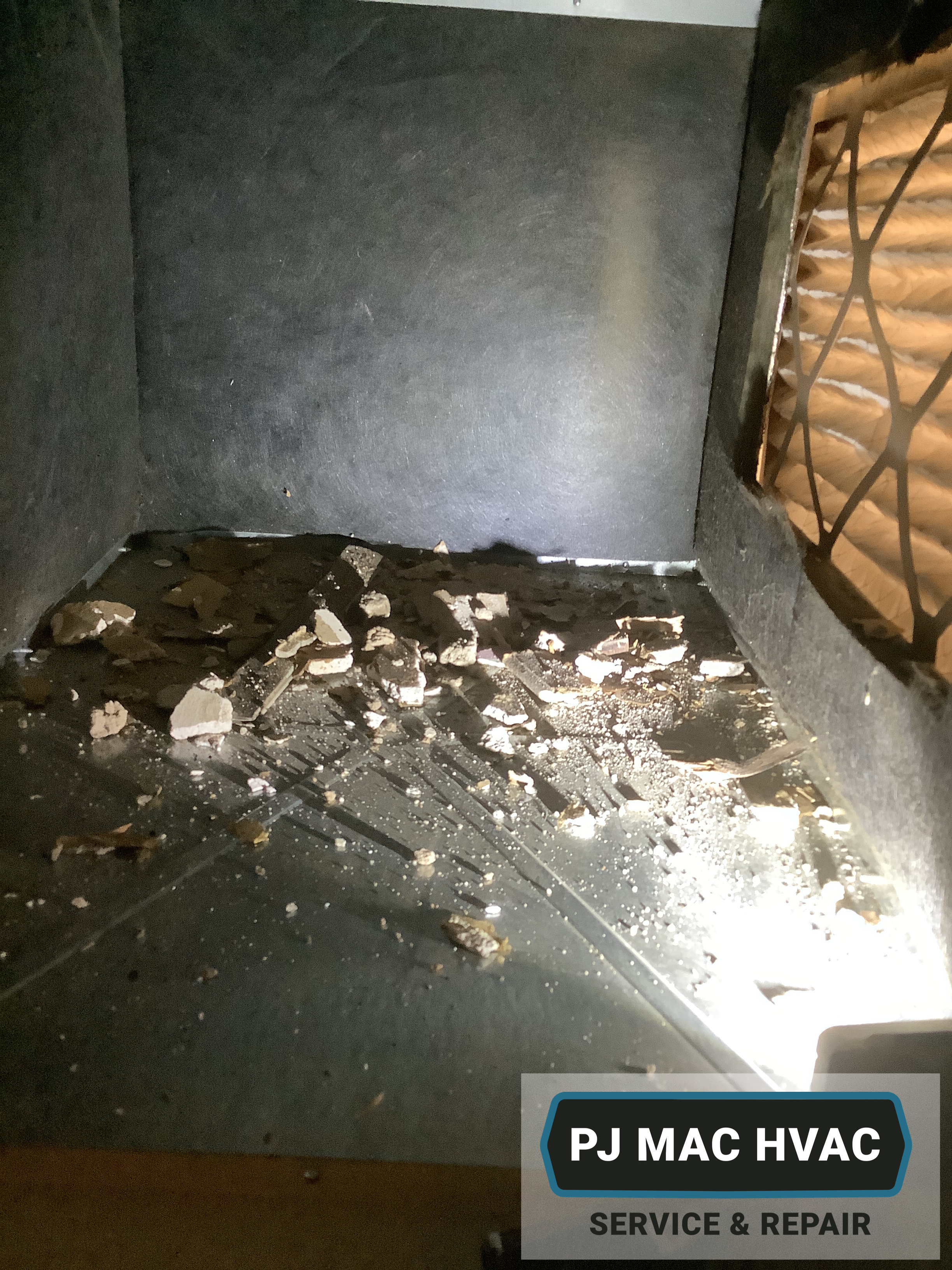 PJ MAC HVAC Air Duct Cleaning: PJ MAC HVAC Air Duct Cleaning Duct flow repair Bala Cynwyd