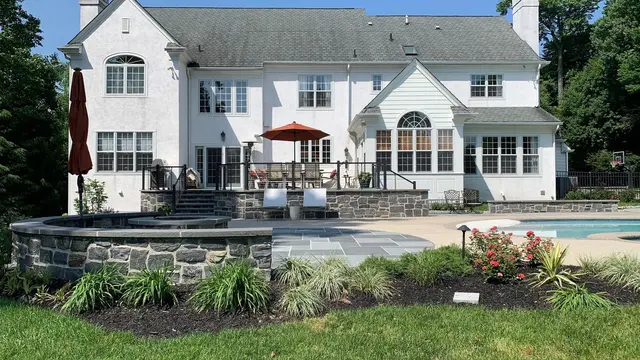 JHL Masonry - Newtown Square: portfolio 05 bluestone patio